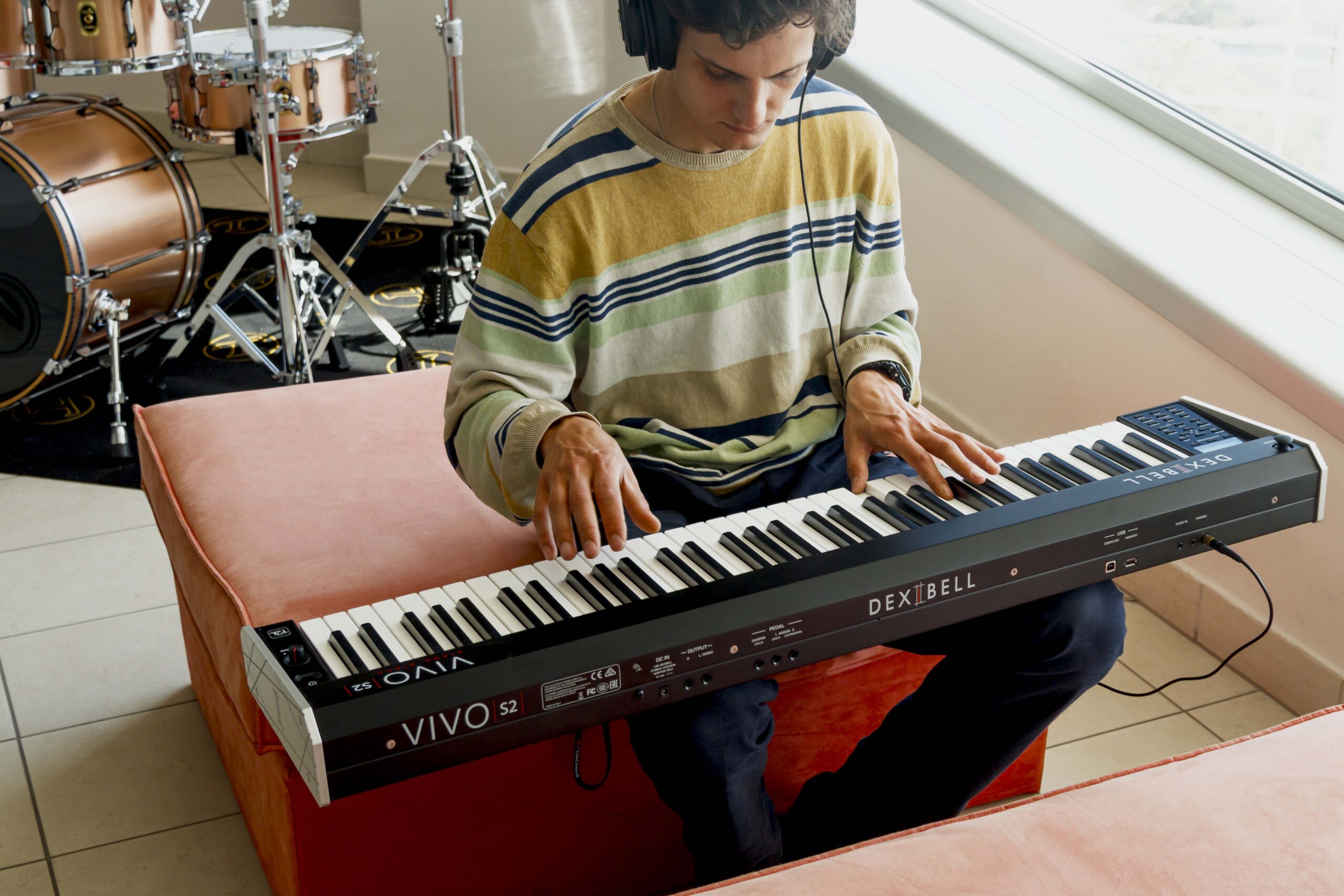 EXCITING EXPRESSIVE SOUND CREATIVITY WITH REAL-TIME JOYSTICK CONTROL